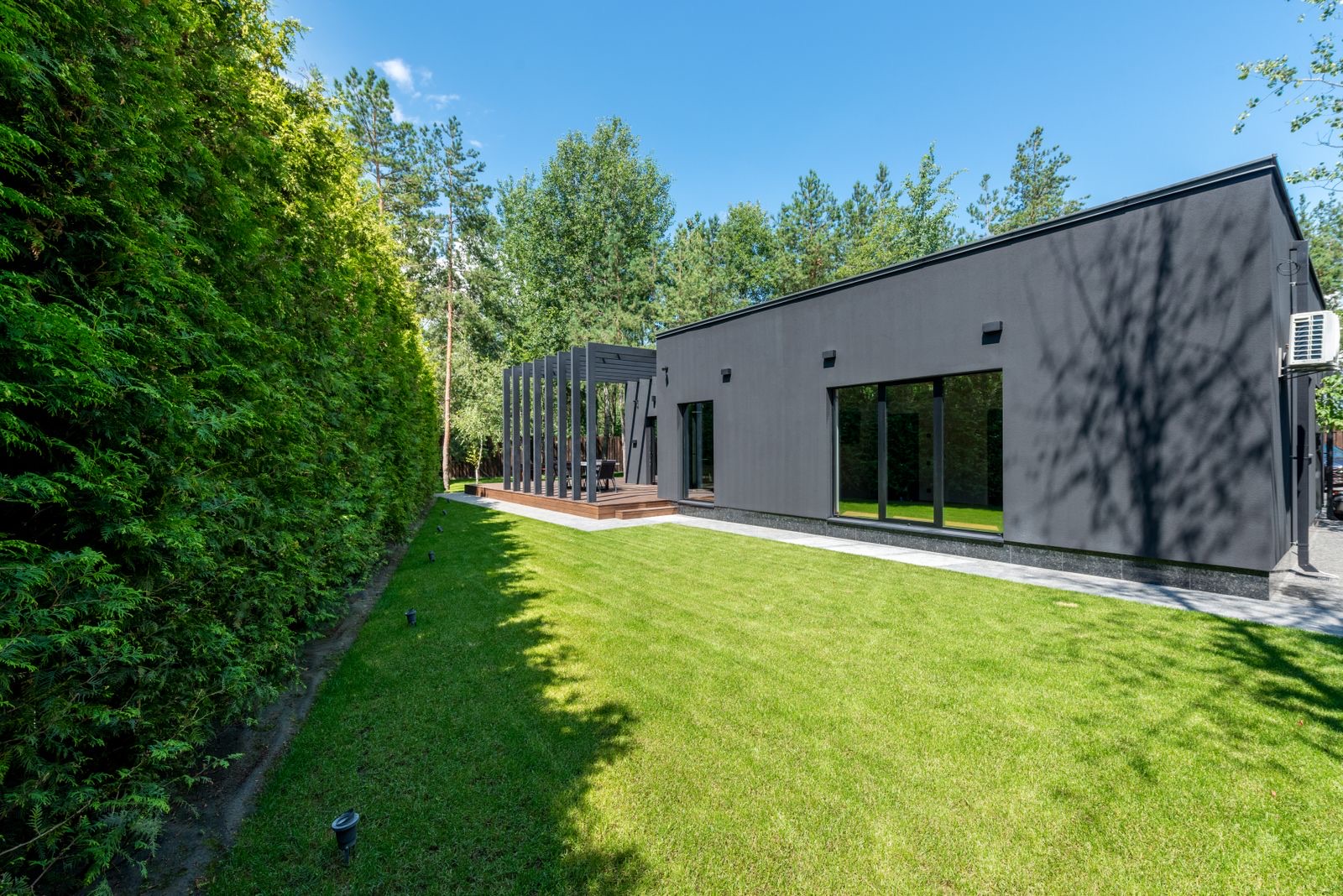 Modern two-bedroom granny flat in a Charlestown backyard